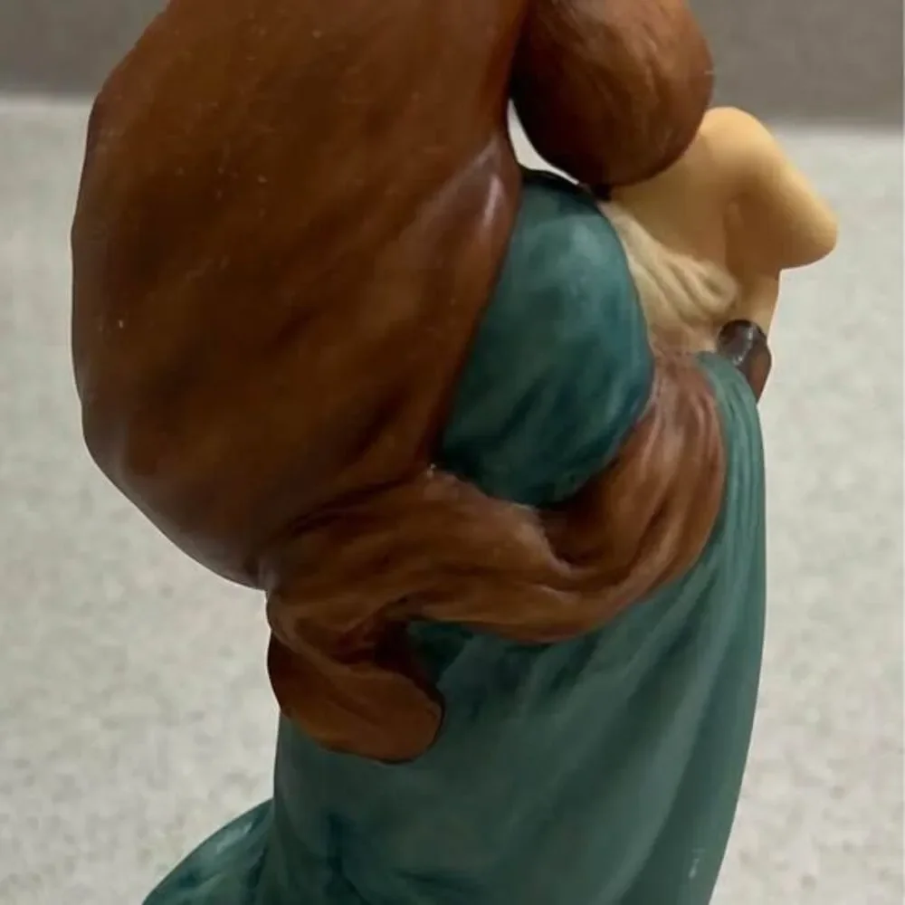 Sistine Madonna Hand Painted Fine Porcelain Figurine 1986 Franklin Mint